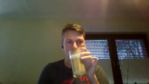 Snapshot of piercingsxxx chatting on 12-16-25, 07:57 piercingsxxx online show from 12-16-25, 07:57