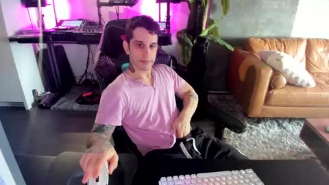 Snapshot of pierrefitch chatting on 03-06-25, 07:54 Pierre Fitch online show from 03-06-25, 07:54