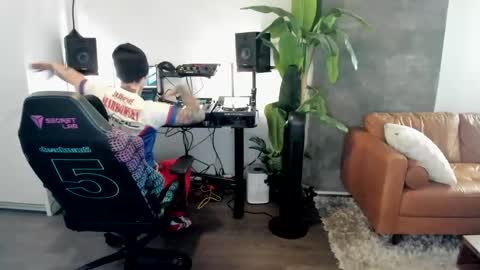 Snapshot of pierrefitch chatting on 03-12-25, 10:17 Pierre Fitch online show from 03-12-25, 10:17