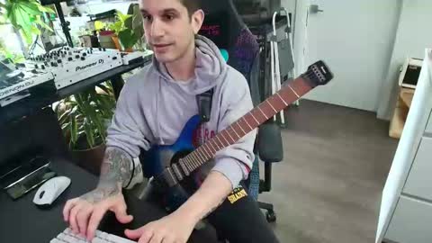 Pierre Fitch online show from 02-23-26, 08:39