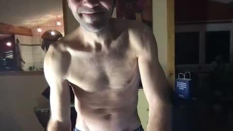 pierrohhh online show from 12-17-25, 09:21