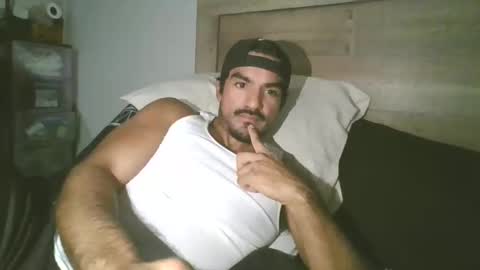 Snapshot of piggybottom299 chatting on 11-20-25, 04:12 piggybottom299 online show from 11-20-25, 04:12