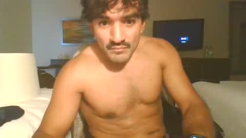 Snapshot of piggybottom299 chatting on 12-16-25, 06:57 piggybottom299 online show from 12-16-25, 06:57