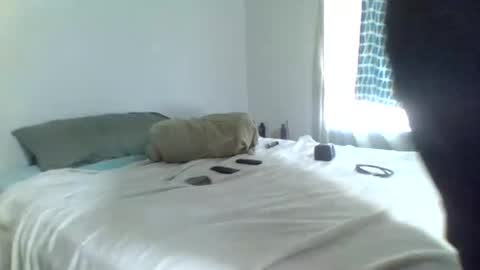 piggyboyblue online show from 09-18-25, 07:27