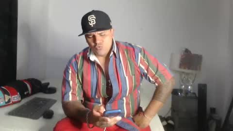 Snapshot of pikoro_gomez chatting on 03-08-25, 01:06 pikoro_gomez online show from 03-08-25, 01:06