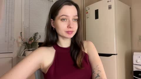 Snapshot of pileacadieri__ chatting on 11-24-25, 04:51 Trisha online show from 11-24-25, 04:51