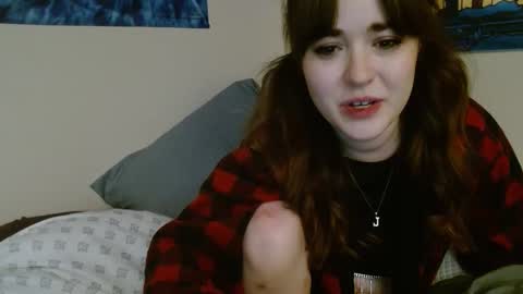 Snapshot of pillogoddess chatting on 01-03-25, 11:25 PilloGoddess online show from 01-03-25, 11:25