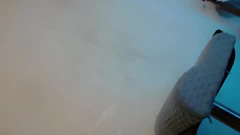 Snapshot of pillow_whispers chatting on 11-19-25, 02:50 jane online show from 11-19-25, 02:50