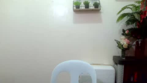 Snapshot of pinay_aimi chatting on 02-23-26, 04:10 Aimi online show from 02-23-26, 04:10