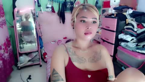 Snapshot of pinay_romancee chatting on 08-05-26, 12:46 pinay_romancee online show from 08-05-26, 12:46