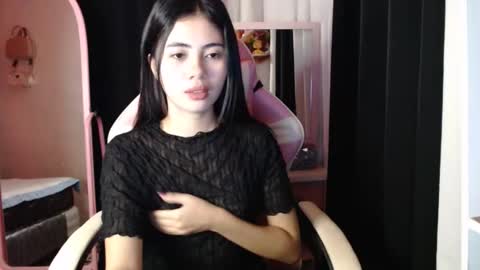 Snapshot of pinay_sharmelyn chatting on 05-16-26, 05:12 sharmelynbebe online show from 05-16-26, 05:12