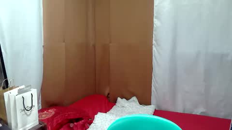 Snapshot of pinaycutie_jilian chatting on 05-28-26, 01:25 jilian online show from 05-28-26, 01:25