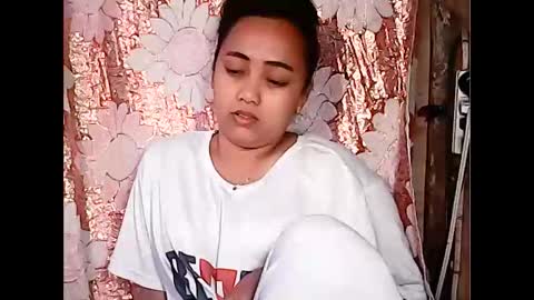 Snapshot of pinayexoticbeauty21 chatting on 10-29-25, 11:50 pinayexoticbeauty21 online show from 10-29-25, 11:50