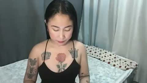 yumie  online show from 04-08-26, 11:54