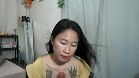 yumie  online show from 06-26-26, 02:05