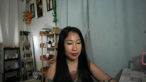 yumie  online show from 07-29-26, 11:47