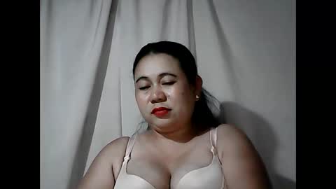 pinaymama12345 online show from 03-11-26, 08:42