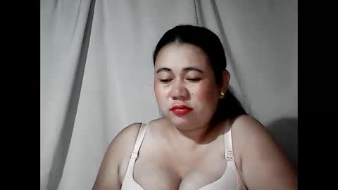 pinaymama12345 online show from 04-05-26, 10:07