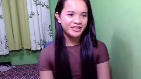 pinaymorena_rhowe online show from 01-10-25, 10:25