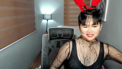 Lyn the Lesbian online show from 01-12-25, 12:23
