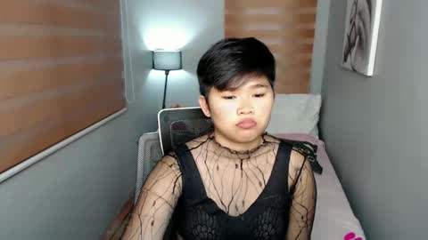 Lyn the Lesbian online show from 01-12-25, 03:25