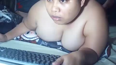 pinaysweet_couple online show from 03-25-26, 01:39