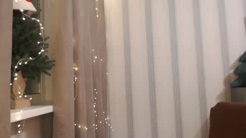       online show from 12-17-25, 07:31