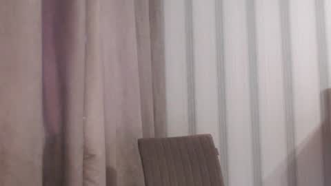 Snapshot of pineapple__mood chatting on 07-14-26, 06:07 online show from 07-14-26, 06:07