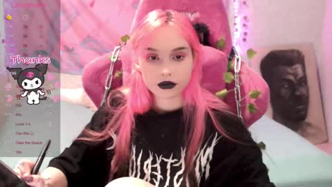 Snapshot of pineapple_dope chatting on 03-02-25, 11:20 Nancy online show from 03-02-25, 11:20