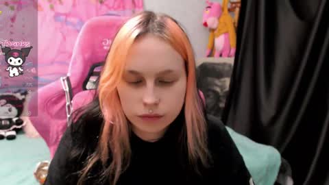 Snapshot of pineapple_dope chatting on 05-01-26, 12:15 Nancy online show from 05-01-26, 12:15