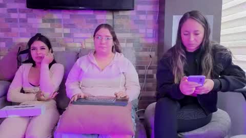 pink_as online show from 02-17-26, 02:24