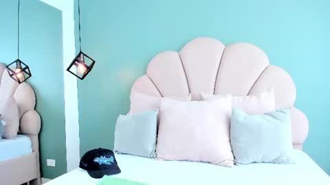 weedcandy ig y twitter xpink dustt online show from 07-15-26, 05:07