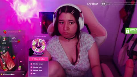 Snapshot of pink_girl0n chatting on 12-17-24, 12:11 Kitty online show from 12-17-24, 12:11