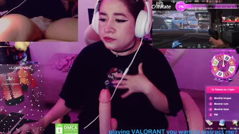 Snapshot of pink_girl0n chatting on 01-14-25, 05:19 Kitty online show from 01-14-25, 05:19