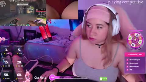 Snapshot of pink_girl0n chatting on 02-15-25, 01:53 Kitty online show from 02-15-25, 01:53