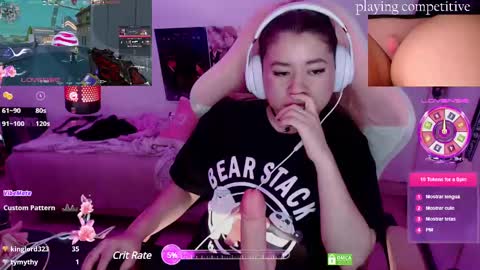 Snapshot of pink_girl0n chatting on 02-18-25, 07:32 Kitty online show from 02-18-25, 07:32