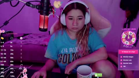 Snapshot of pink_girl0n chatting on 02-22-25, 09:34 Kitty online show from 02-22-25, 09:34