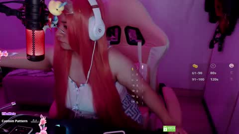 Snapshot of pink_girl0n chatting on 03-02-25, 01:36 Kitty online show from 03-02-25, 01:36