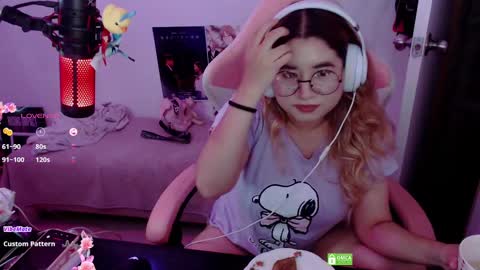 Snapshot of pink_girl0n chatting on 03-12-25, 05:46 Kitty online show from 03-12-25, 05:46