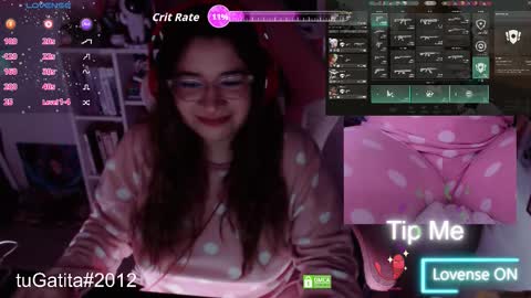 Snapshot of pink_girl0n chatting on 09-25-25, 12:31 Kitty online show from 09-25-25, 12:31