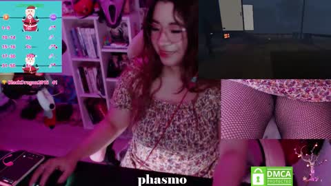 Snapshot of pink_girl0n chatting on 11-28-25, 07:00 Kitty online show from 11-28-25, 07:00