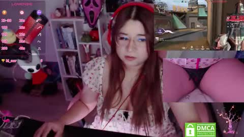 Snapshot of pink_girl0n chatting on 12-03-25, 10:19 Kitty online show from 12-03-25, 10:19