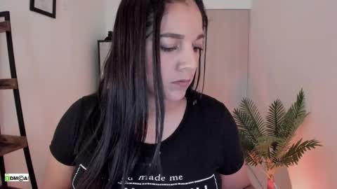 Snapshot of pink_kitten_ chatting on 05-03-26, 12:55 Eli online show from 05-03-26, 12:55