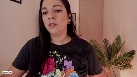 Snapshot of pink_kitten_ chatting on 06-19-26, 10:30 Eli online show from 06-19-26, 10:30