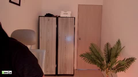 Snapshot of pink_kitten_ chatting on 07-04-26, 12:55 Eli online show from 07-04-26, 12:55
