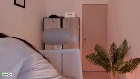 Snapshot of pink_kitten_ chatting on 07-05-26, 01:18 Eli online show from 07-05-26, 01:18