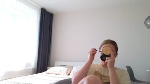   online show from 07-30-26, 02:43
