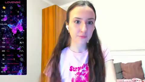 pink_soda33 online show from 07-17-26, 07:04