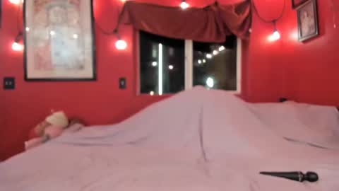 Snapshot of pinkandheated chatting on 12-20-24, 11:54 Virginity smiles online show from 12-20-24, 11:54