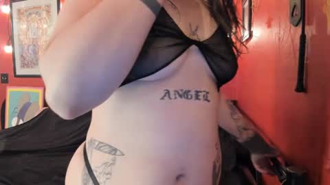 Snapshot of pinkandheated chatting on 01-28-25, 08:57 Virginity smiles online show from 01-28-25, 08:57